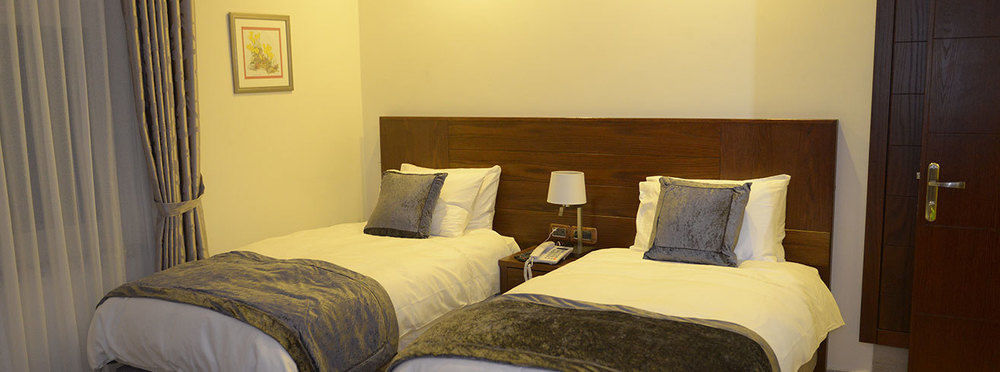Lavender Boutique Hotel รามัลเลาะห์ ภายนอก รูปภาพ
