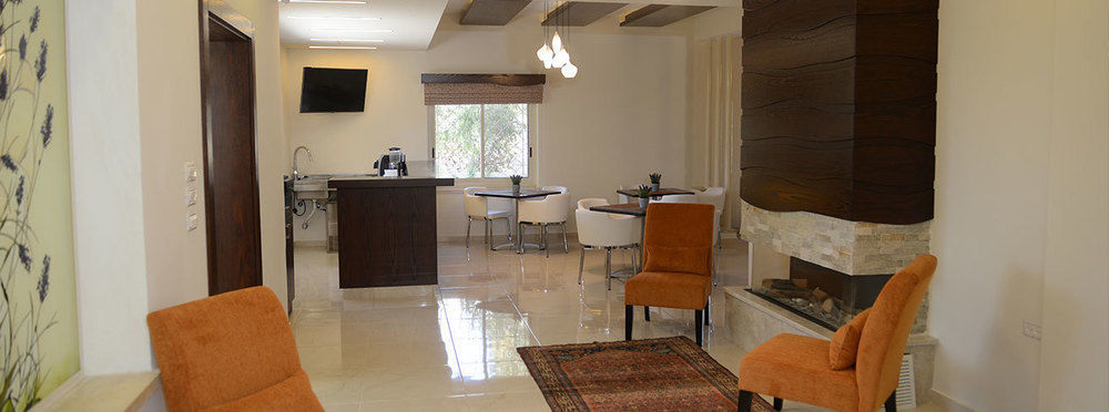 Lavender Boutique Hotel รามัลเลาะห์ ภายนอก รูปภาพ