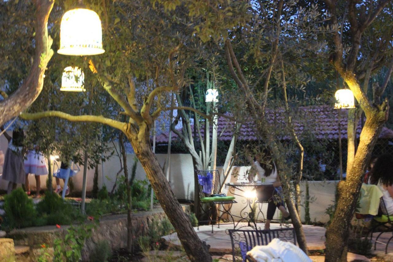 Lavender Boutique Hotel รามัลเลาะห์ ภายนอก รูปภาพ